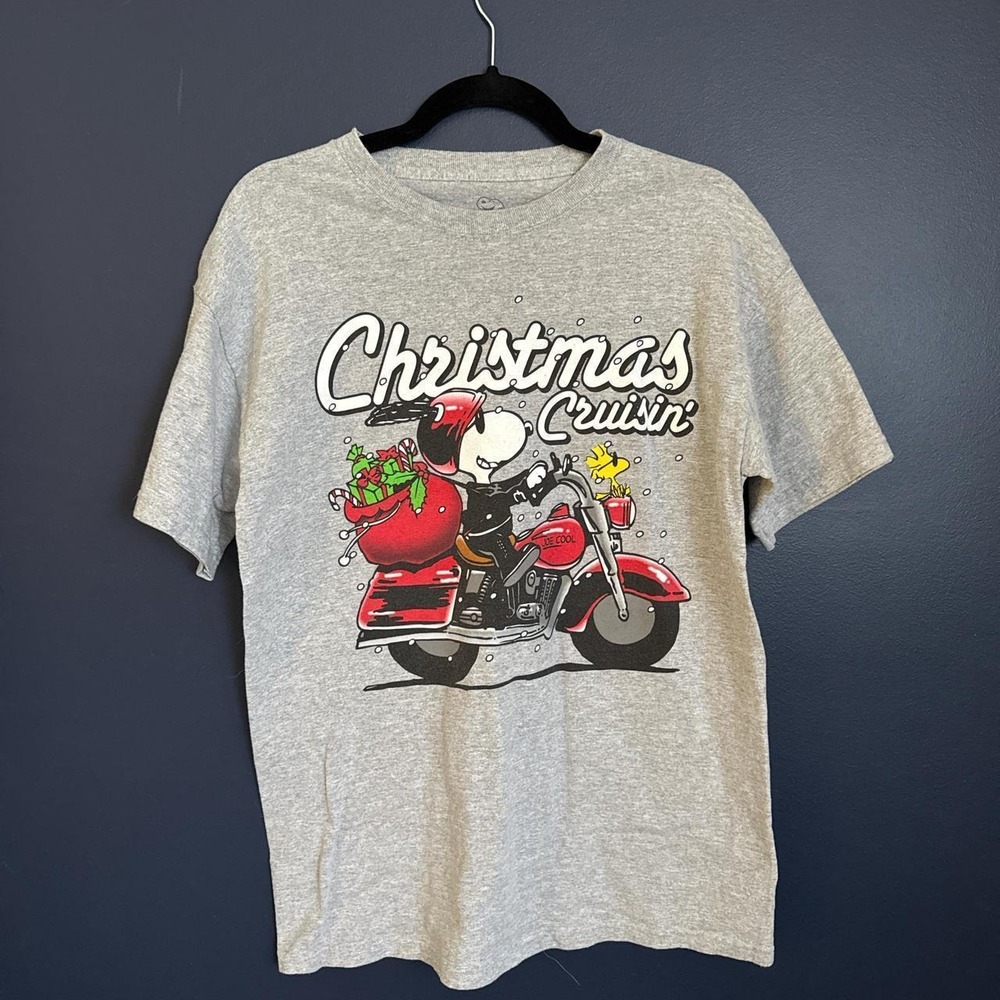 Peanuts Christmas Cruisin Snoopy Joe Cool Motorcycle Tee Grey Mens Medium 2011